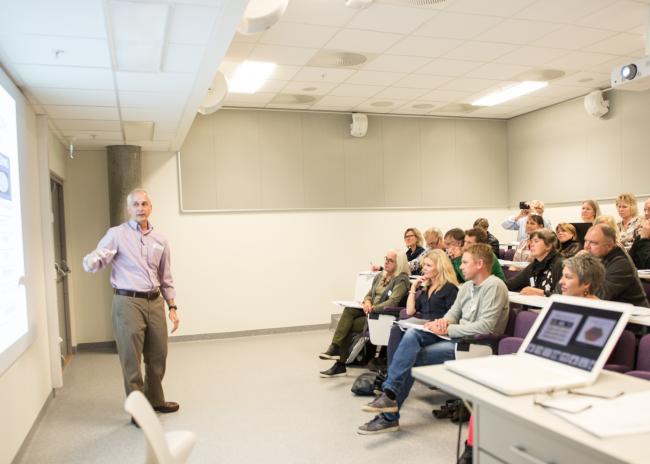 Professor Paul Hartung