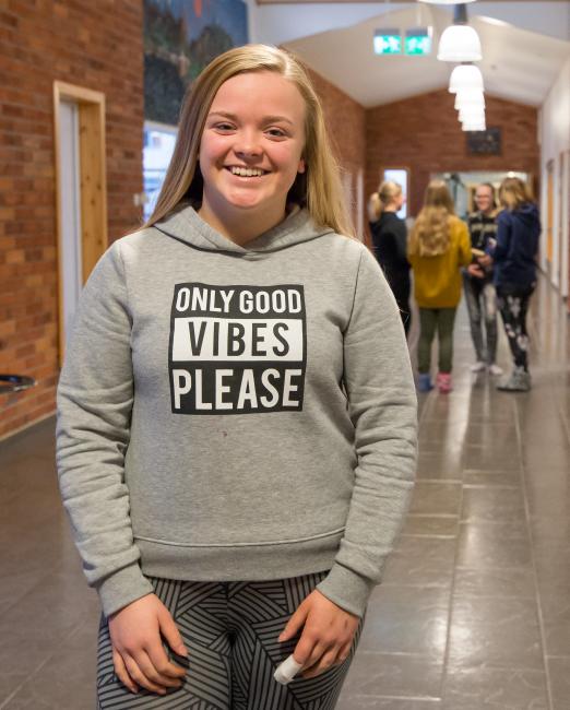 Helene Aasberg ser inn i kameraet